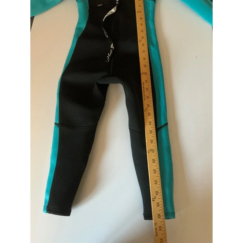 Hevto Wetsuit Kids Size 5 Black Blue Excellent 3/2mm Neoprene Full Body Back Zip